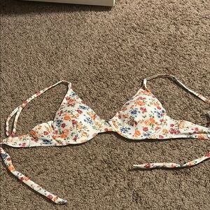 SHEIN Multicolor Floral Bikini Top